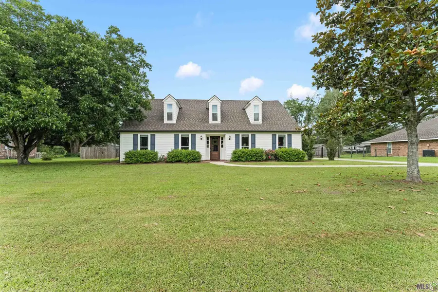 10417 Shoe Creek Dr, Baton Rouge, LA 70818 - #2