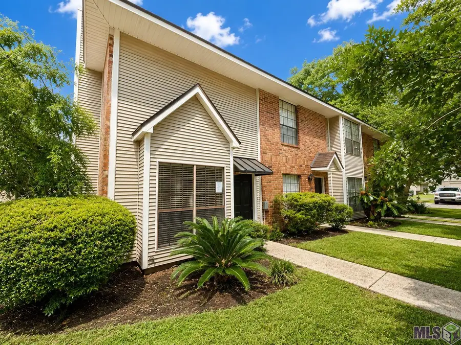 910 W Macci St #18D, Gonzales, LA 70737 - #2
