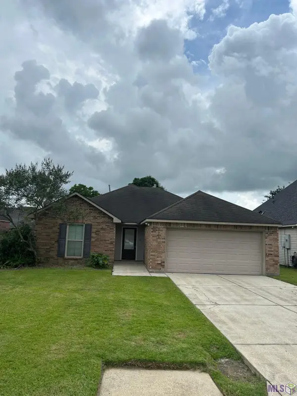 17093 Richmond Dr, Prairieville, LA 70769