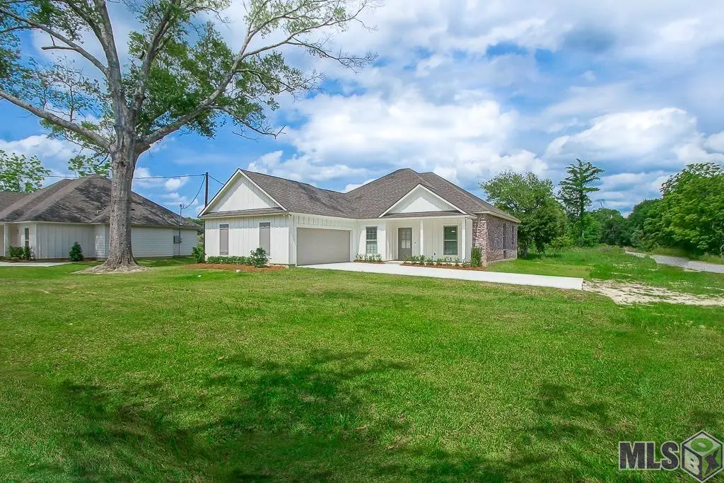 33690 Clinton Allen Rd, Denham Springs, LA 70706 - #1