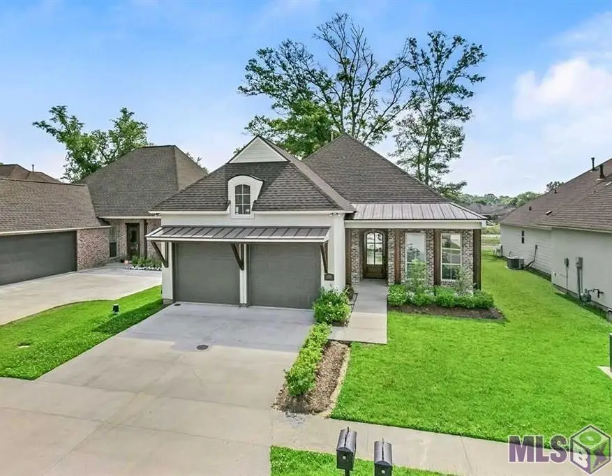 12186 Deventer Dr, Geismar, LA 70734 - #1