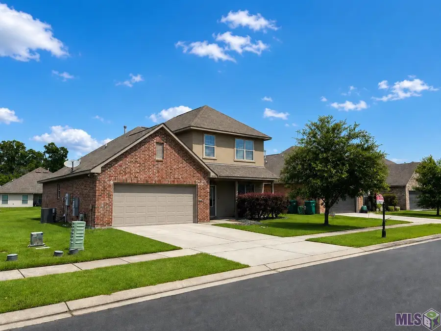 8643 Hackberry Ridge Ave, Zachary, LA 70791 - #2