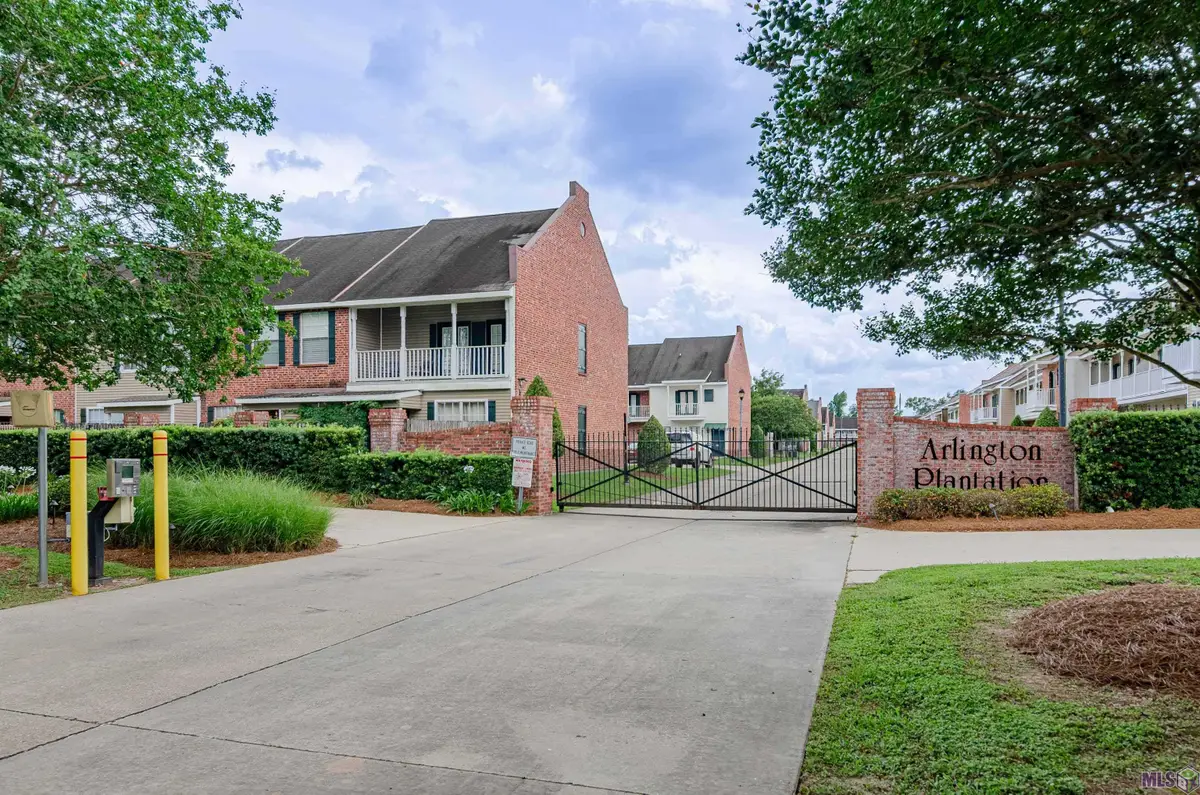 5203 Arlington Ct, Baton Rouge, LA 70820 - #1