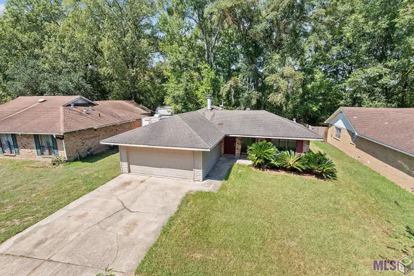 9040 Metairie Dr, Baton Rouge, LA 70810