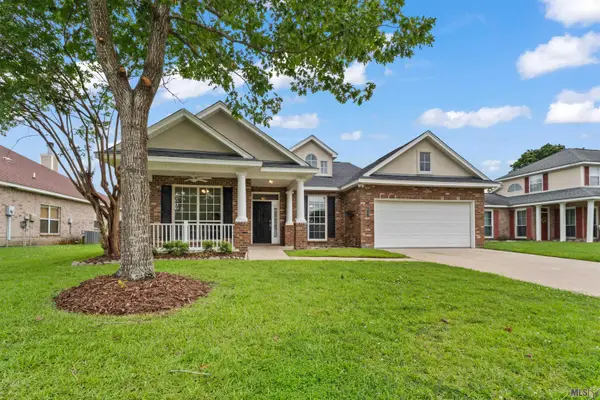 20147 Bur Oak Dr, Zachary, LA 70791