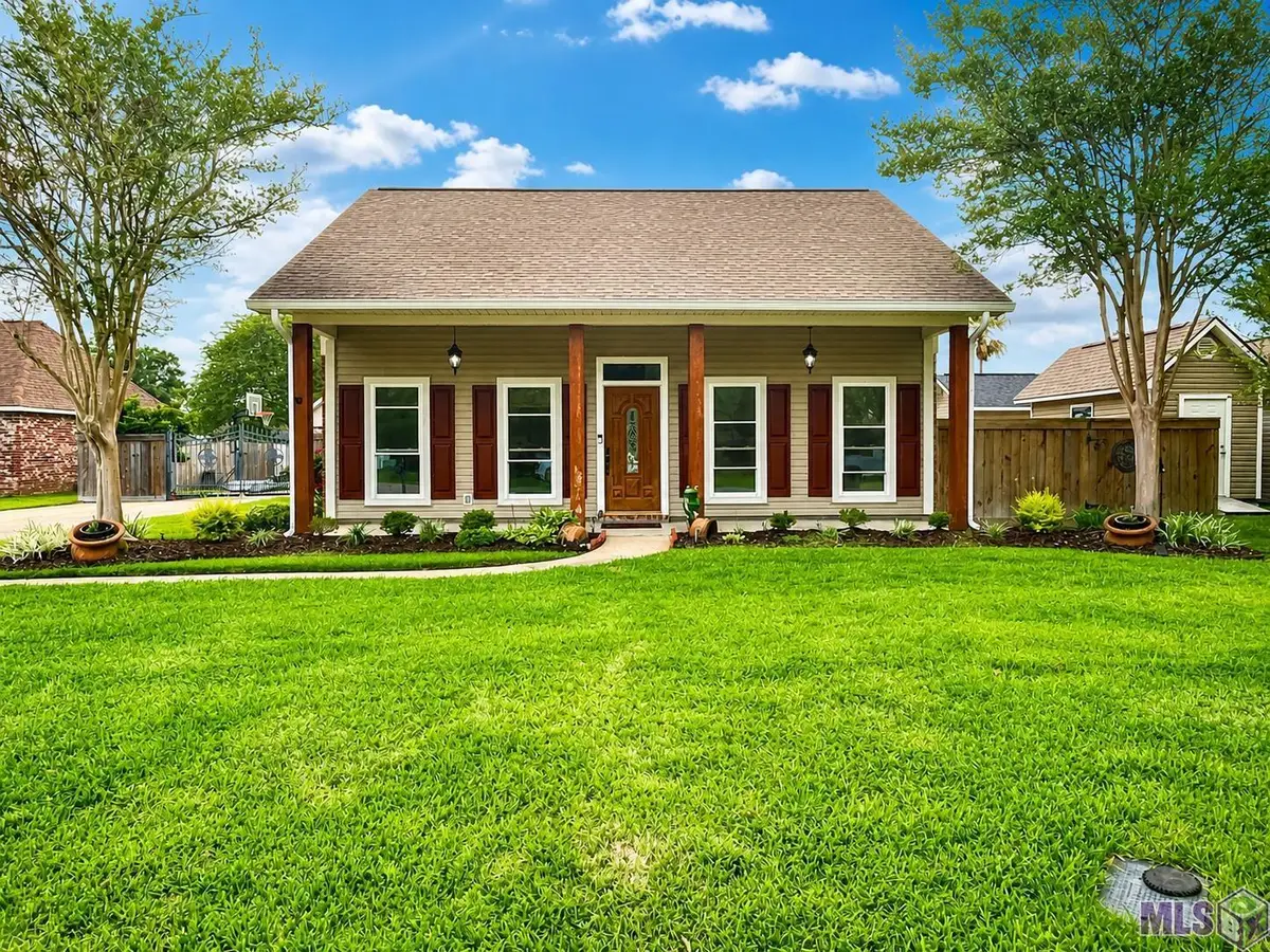 25949 Orleans Ave, Denham Springs, LA 70726 - #1