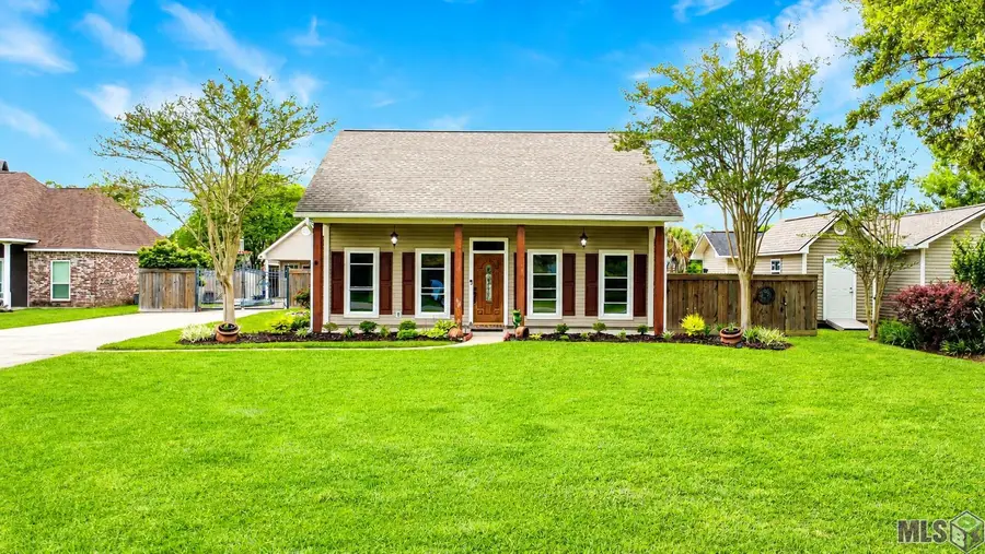 25949 Orleans Ave, Denham Springs, LA 70726 - #2