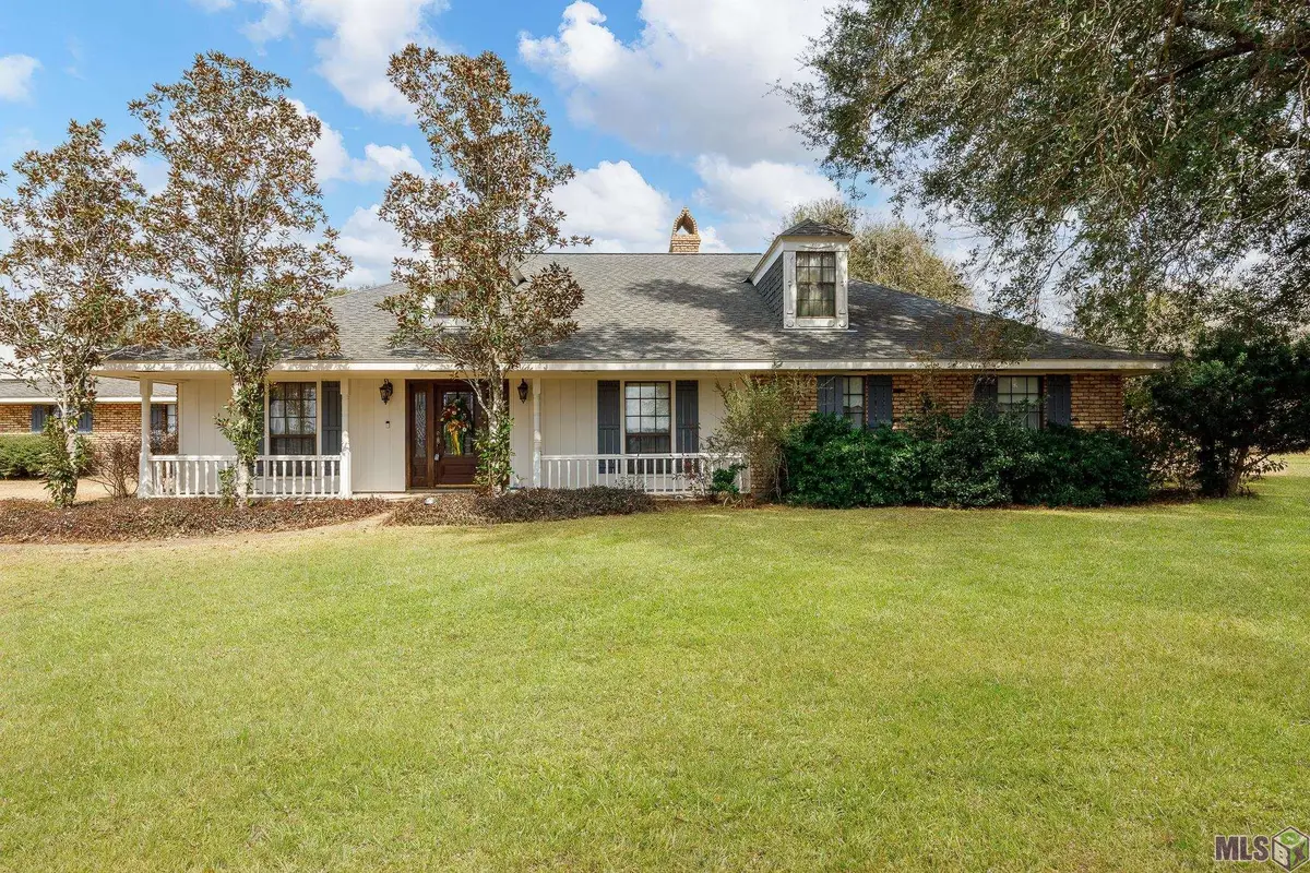 120 Creole Street, Belle Rose, LA 70341 - #1
