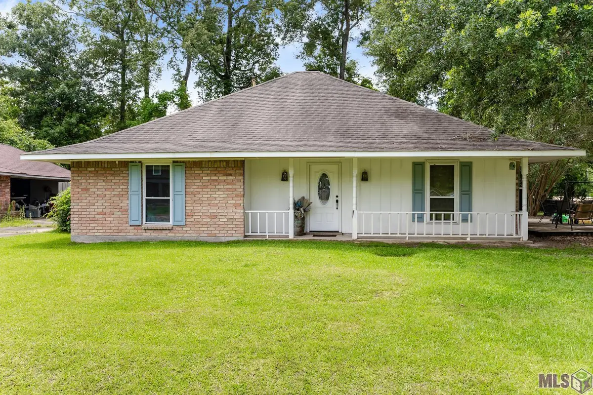 11845 Alamo Dr, Baton Rouge, LA 70818 - #1