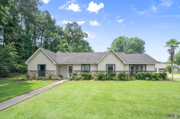 120 Lakewood Ave, Denham Springs, LA 70726