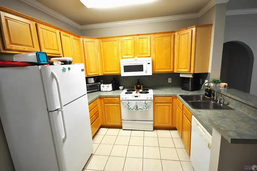 12386 River Highlands #I, Saint Amant, LA 70774 - #3