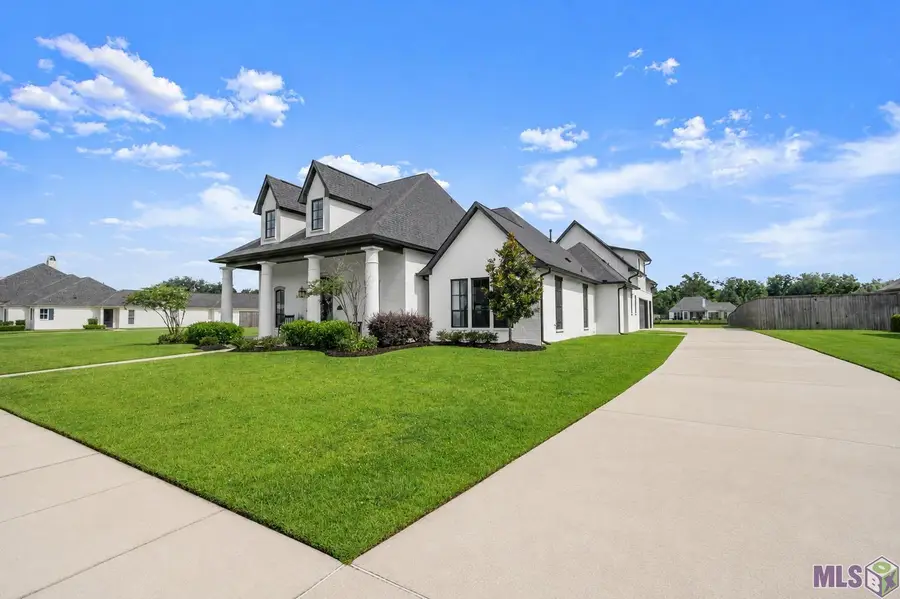 36300 Talonstone Dr, Geismar, LA 70734 - #2
