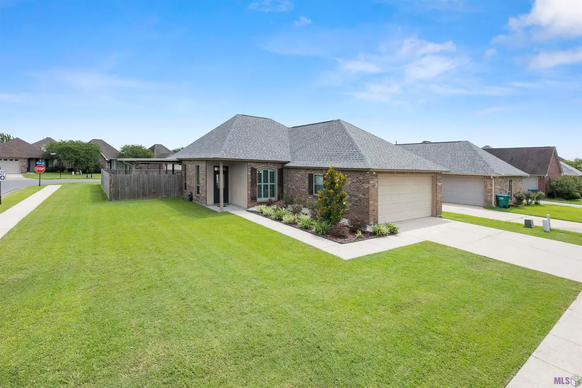 4146 Carolina Dr, Addis, LA 70710 - #1