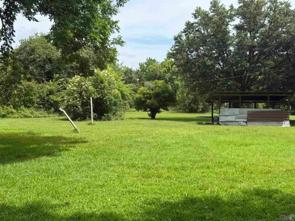 8555 Manchac Rd, St. Gabriel, LA 70776