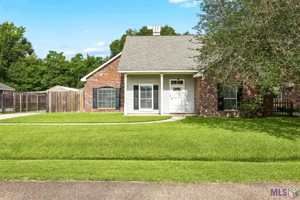 7854 Oakland Dr, Denham Springs, LA 70706