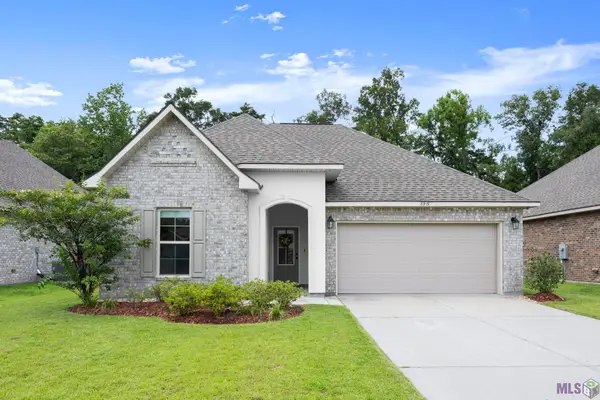 8919 Meadow Sage Dr, Denham Springs, LA 70726