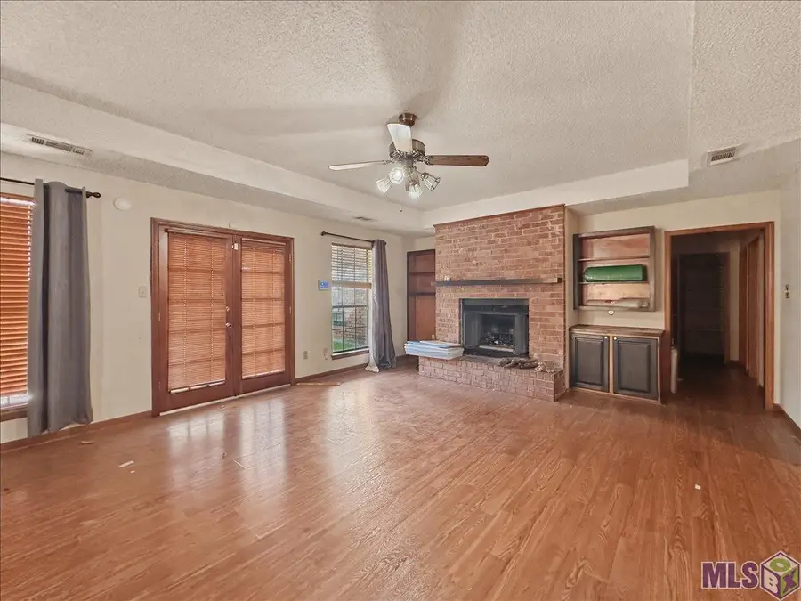 12556 White Chapel Ave, Baton Rouge, LA 70810 - #2