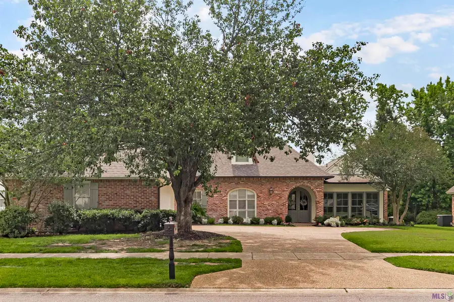 8341 Myrtlelake Dr, Baton Rouge, LA 70810 - #2