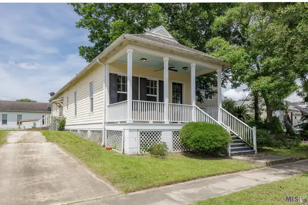 9352 Martinique Dr, Baton Rouge, LA 70810