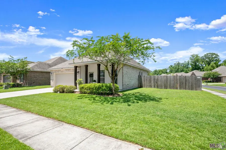 12175 Grand Wood Ave, Gonzales, LA 70737 - #3