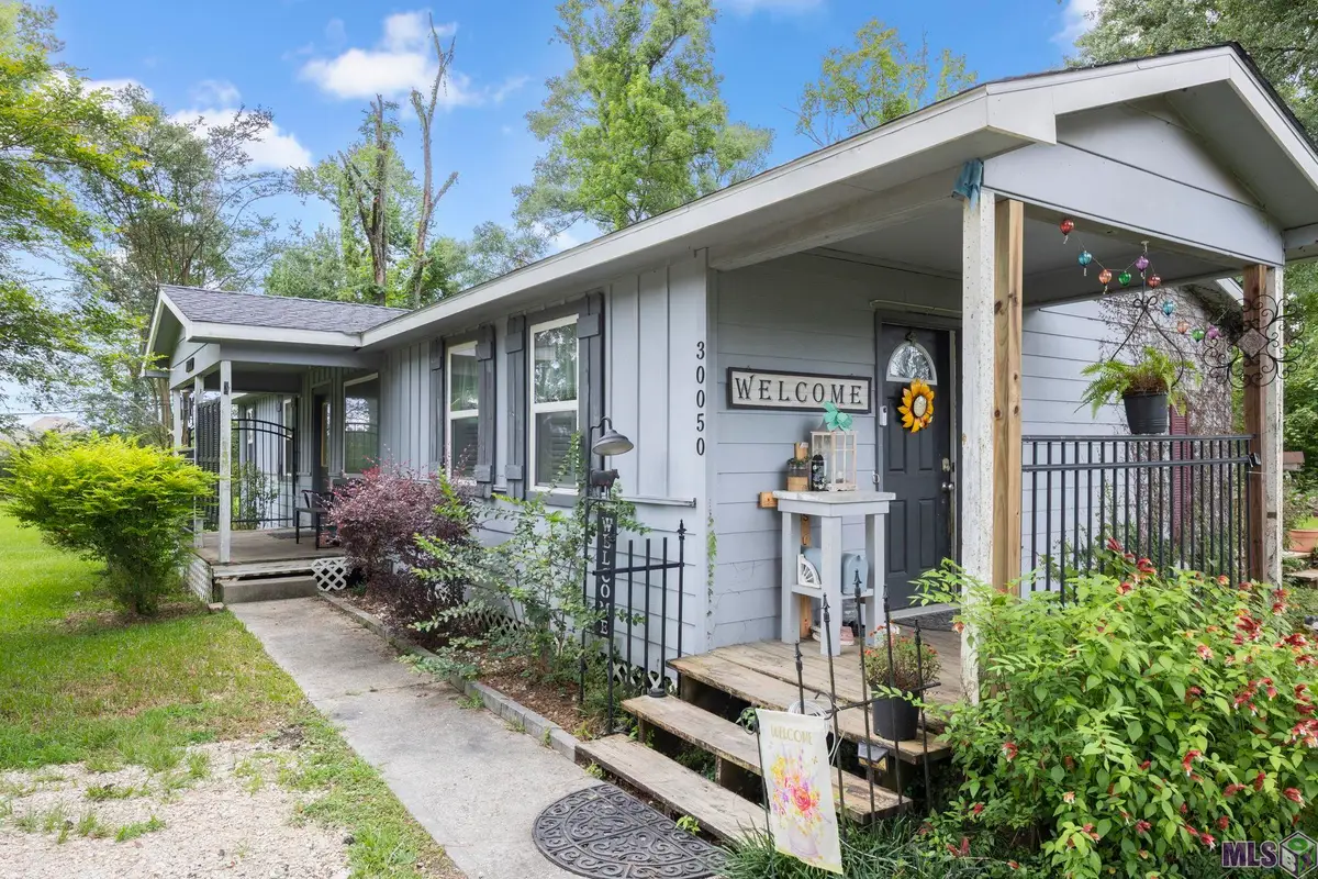30050 Springdale Dr, Denham Springs, LA 70726 - #1