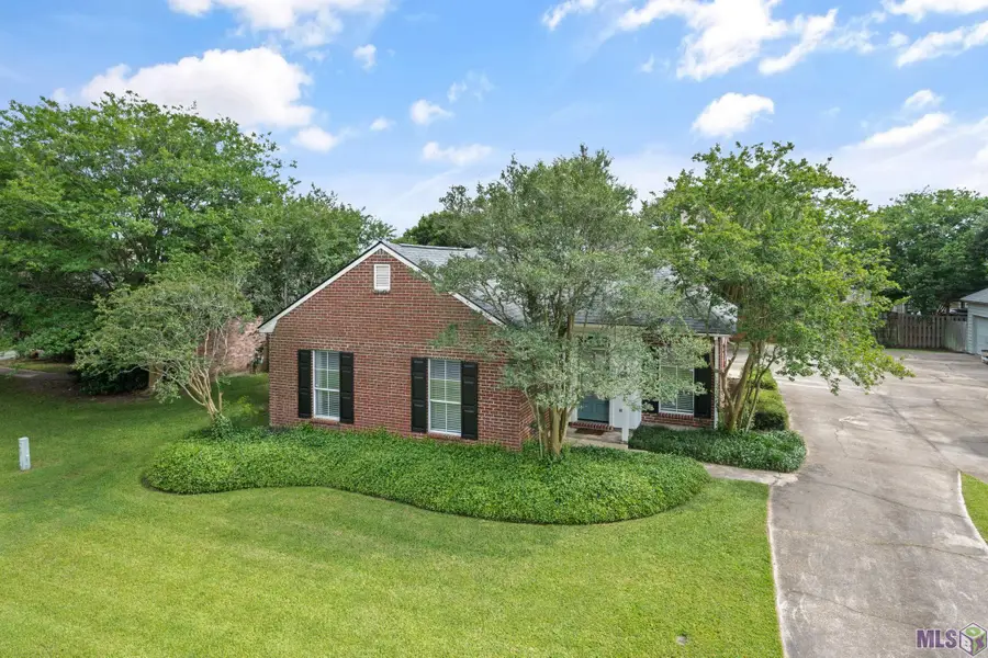 18529 Lake Camellia Ave, Baton Rouge, LA 70817 - #3