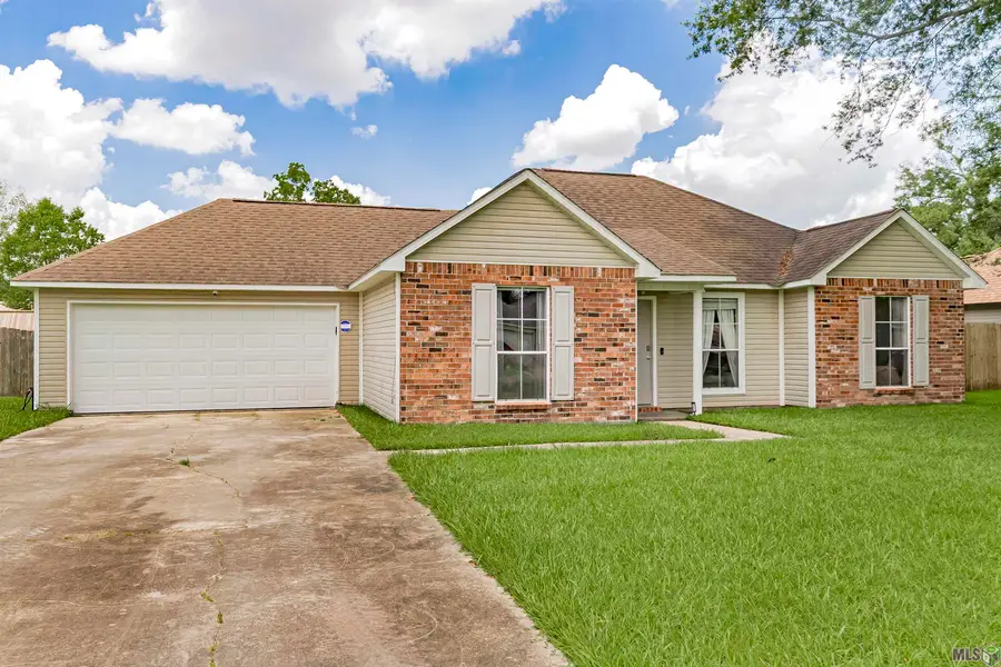 43314 N Henderson Ave, Prairieville, LA 70769 - #2