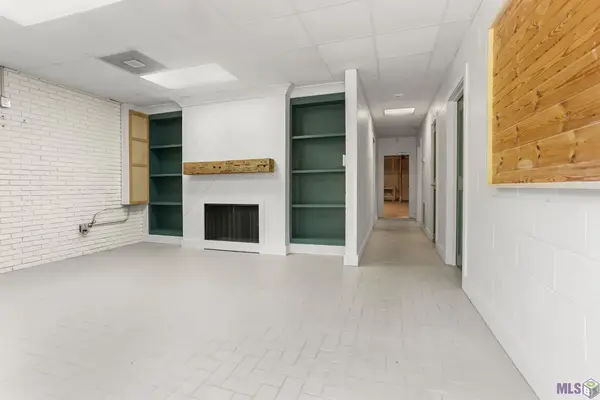37053 Perkins Road East, Prairieville, LA 70769