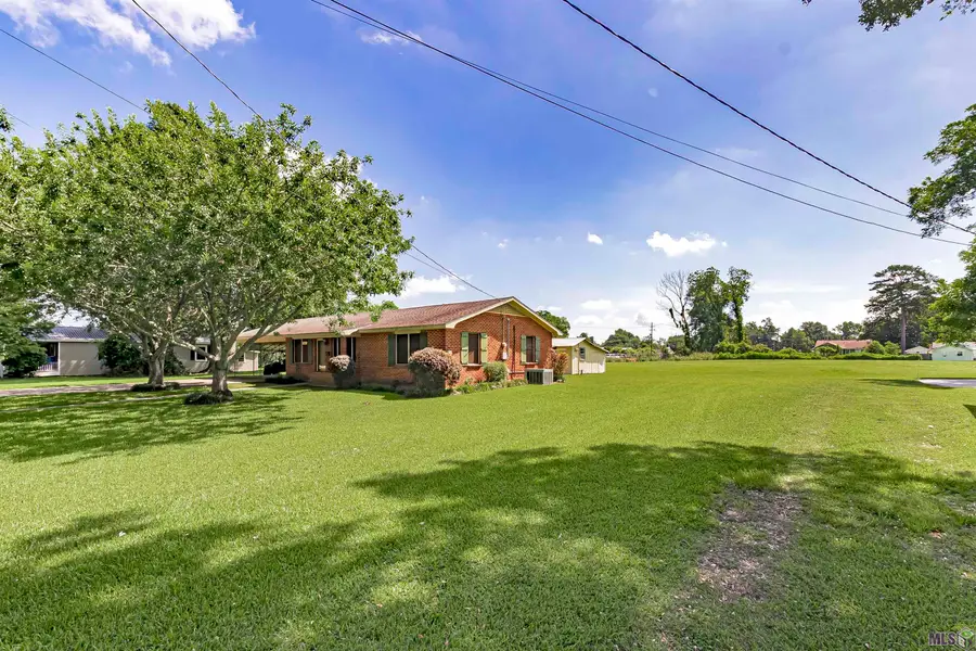 702 Claiborne St, New Roads, LA 70760 - #2
