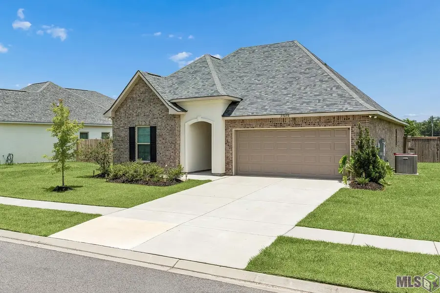 39098 Harrier St, Prairieville, LA 70769 - #2