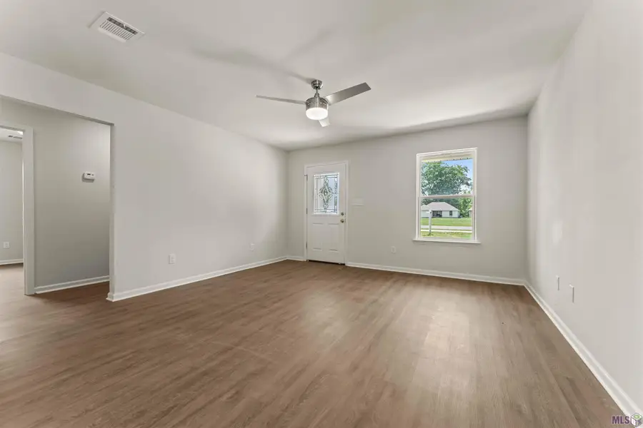 1675 Besson Ln, Sunshine, LA 70780 - #3