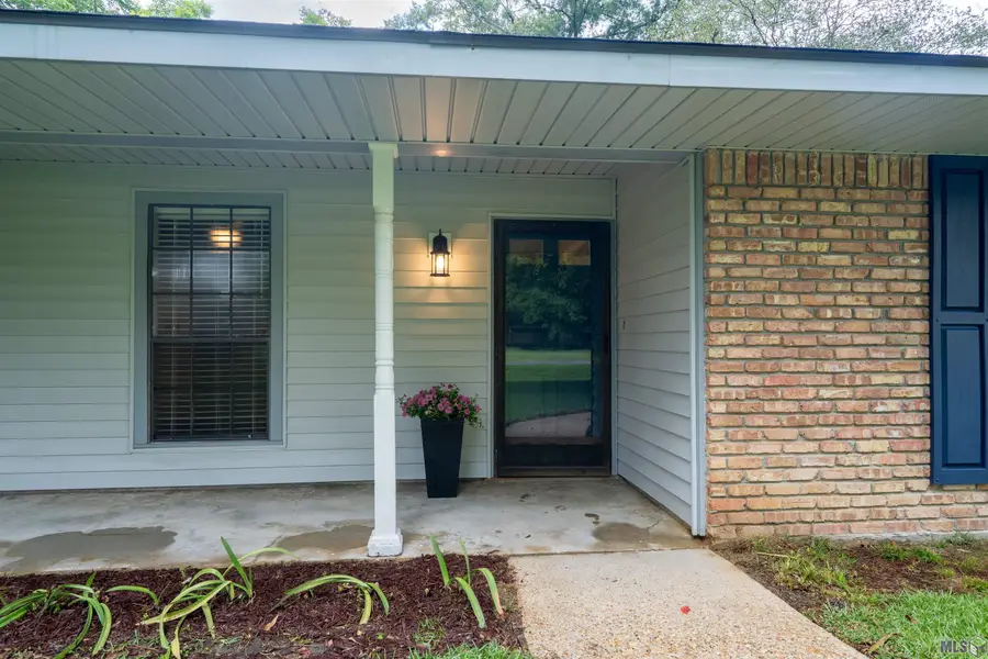 13423 Clear Oak Ave, Central, LA 70818 - #2