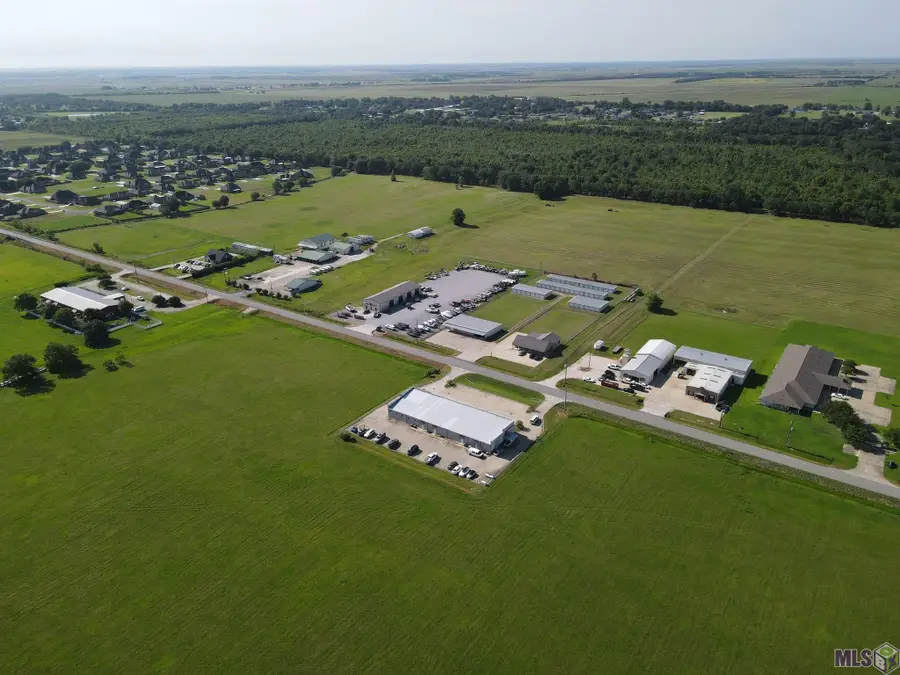 509 Frontage Rd, Iowa, LA 70647 - #3