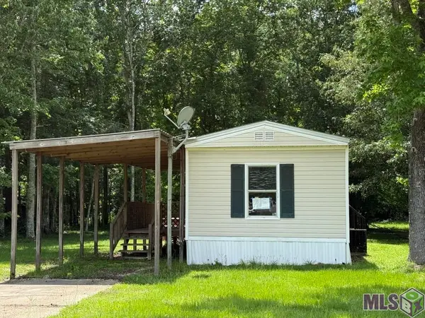 20253 Buckhorn Dr, Zachary, LA 70791