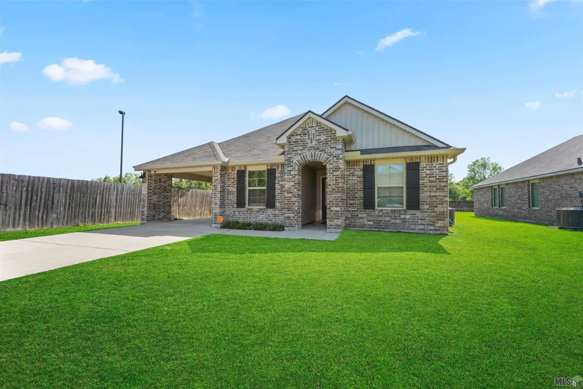30814 Ava Ln, Walker, LA 70785 - #1