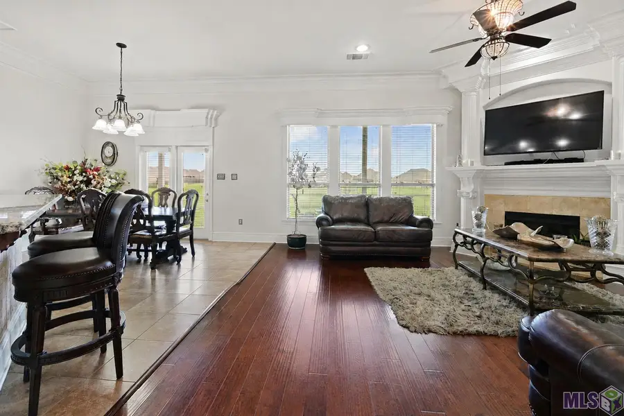 4085 Stonewall Dr, Addis, LA 70710 - #2