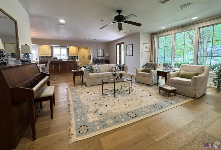 735 Dubois Dr, Baton Rouge, LA 70808 - #2