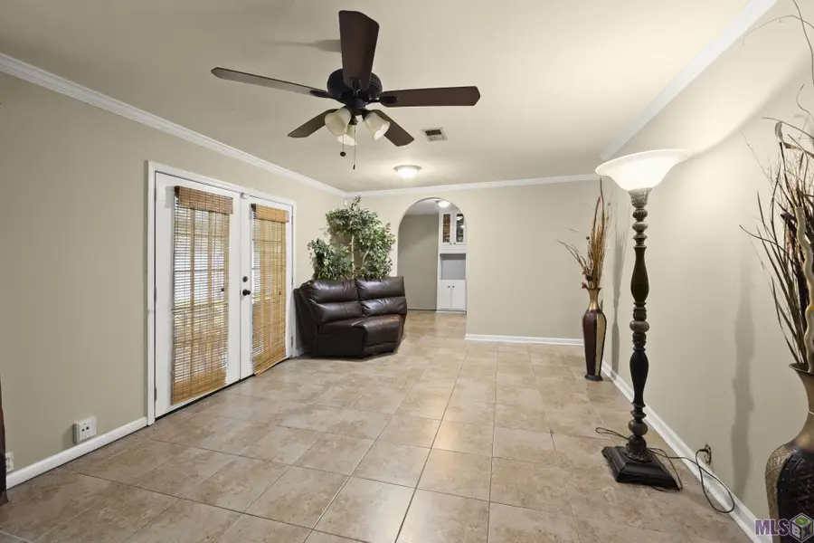 3045 Courtland Cir, Baton Rouge, LA 70814 - #2