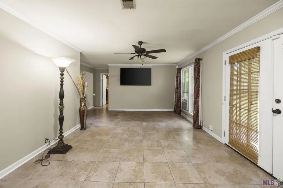 3045 Courtland Cir, Baton Rouge, LA 70814 - #3
