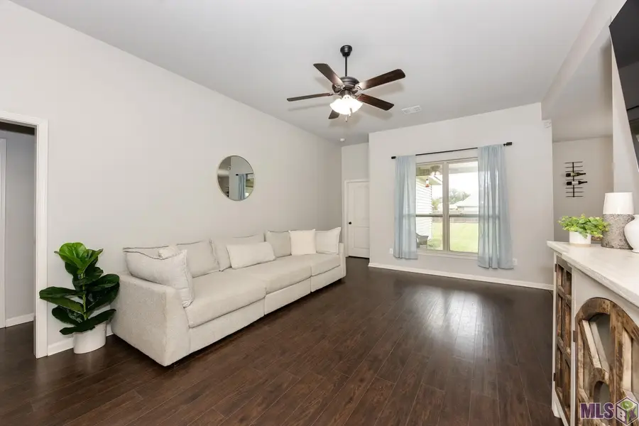42258 Devall Rd, Prairieville, LA 70769 - #3