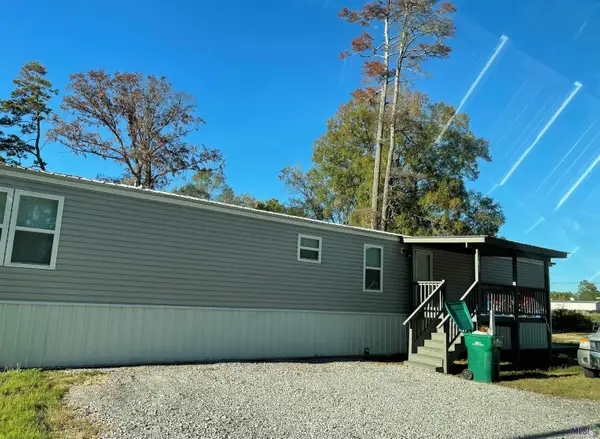 25697 Gill Rd, Denham Springs, LA 70726