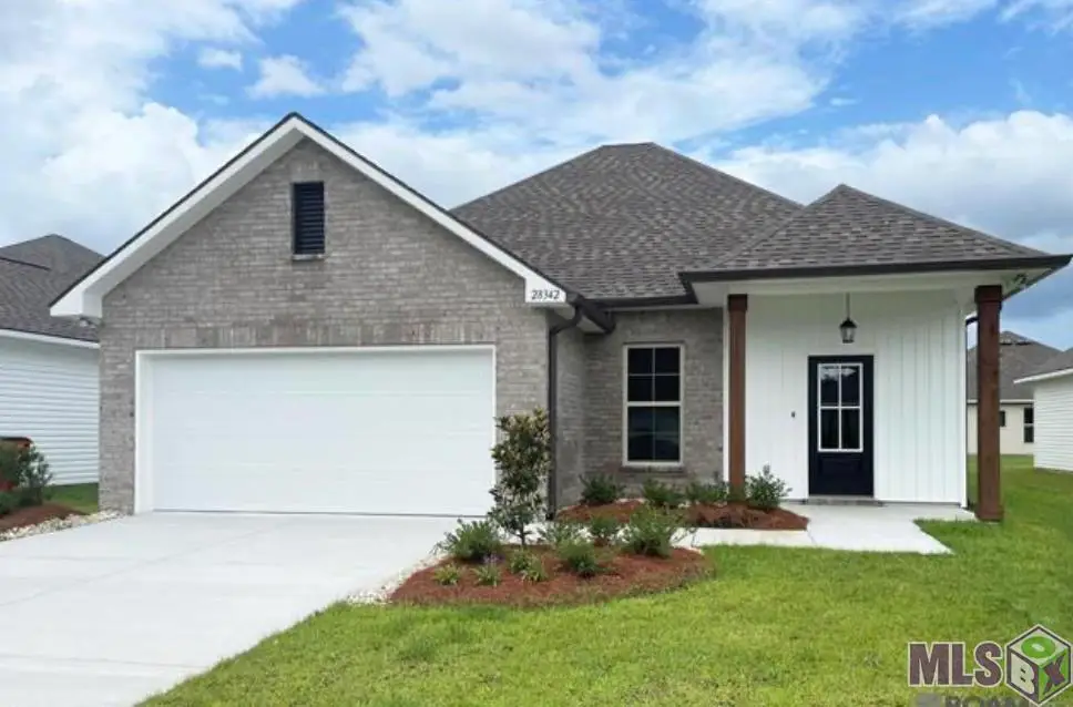 28342 Moreau Dr, Denham Springs, LA 70726 - #1