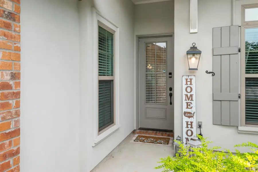 28026 Olympia Ln, Denham Springs, LA 70726 - #2