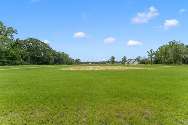 15314 Joor Rd, Zachary, LA 70791