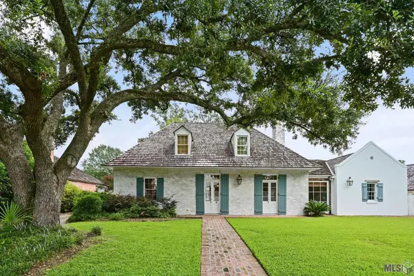 11 Oak Alley, Baton Rouge, LA 70806