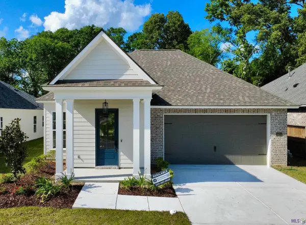 36214 Belle Parc Ave, Geismar, LA 70734