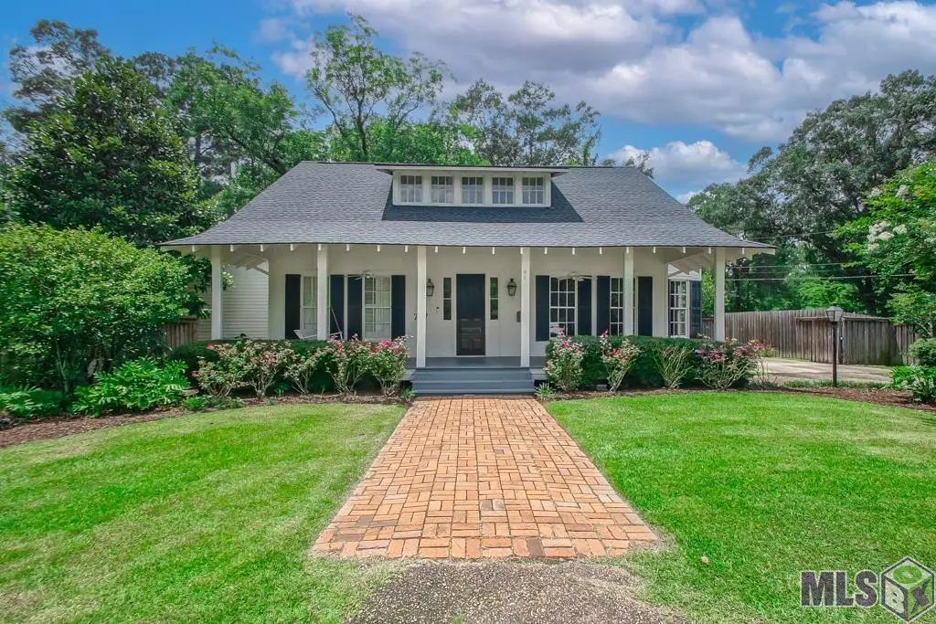 717 N River Rd, Denham Springs, LA 70726 - #1