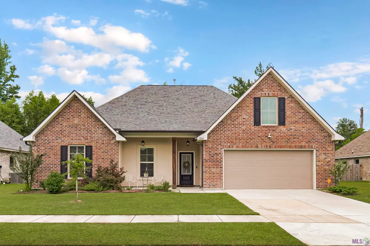 39240 Pelican Ln, Prairieville, LA 70769 - #1