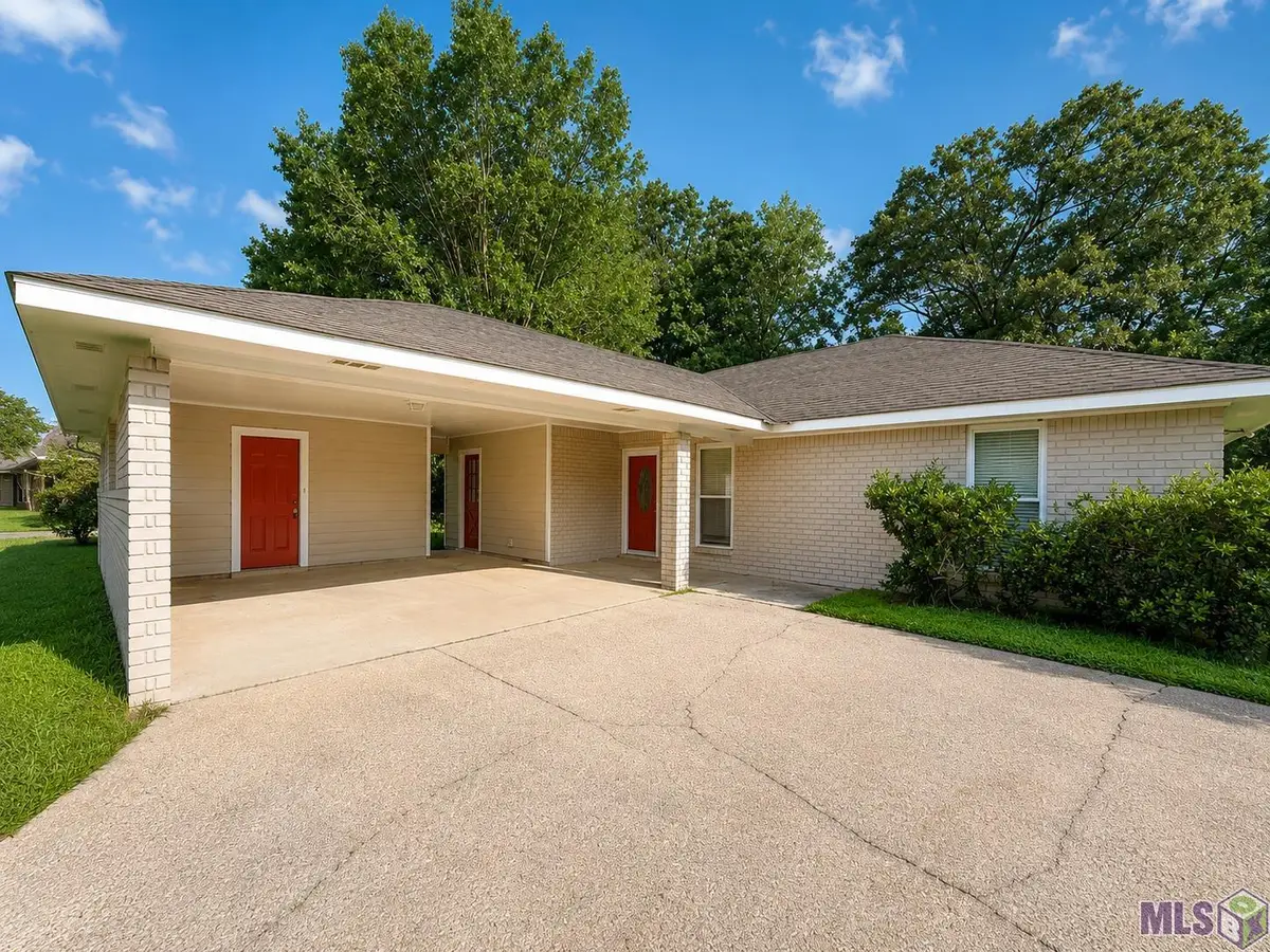 10741 Carmel Dr, Central, LA 70818 - #1