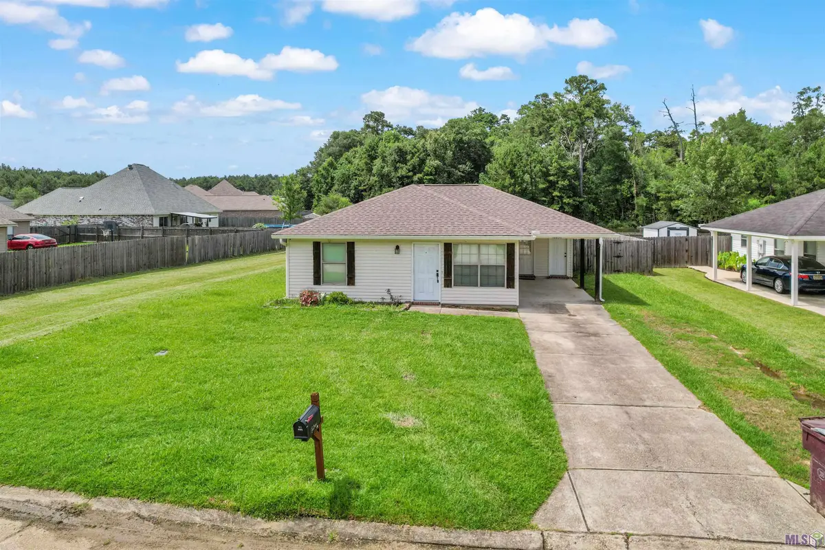 12837 Mulberry Dr, Denham Springs, LA 70726 - #1
